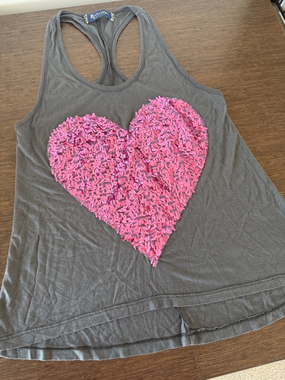 Medium Roseville Sequined Heart Women’s Tank